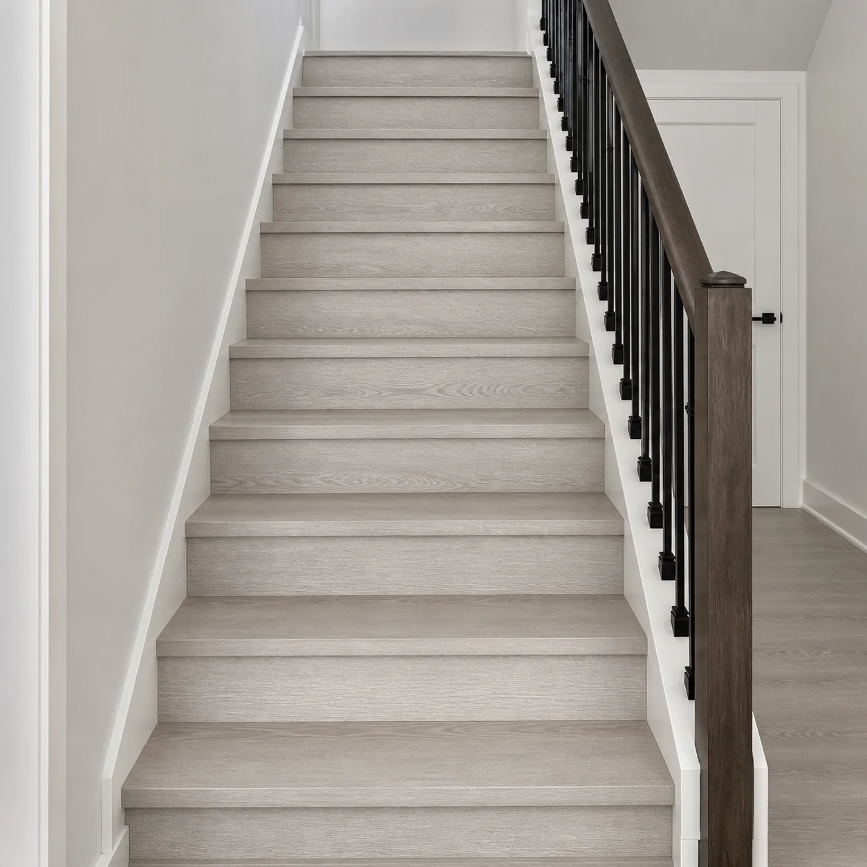 Cloud Gray LVP flooring sample photo 10