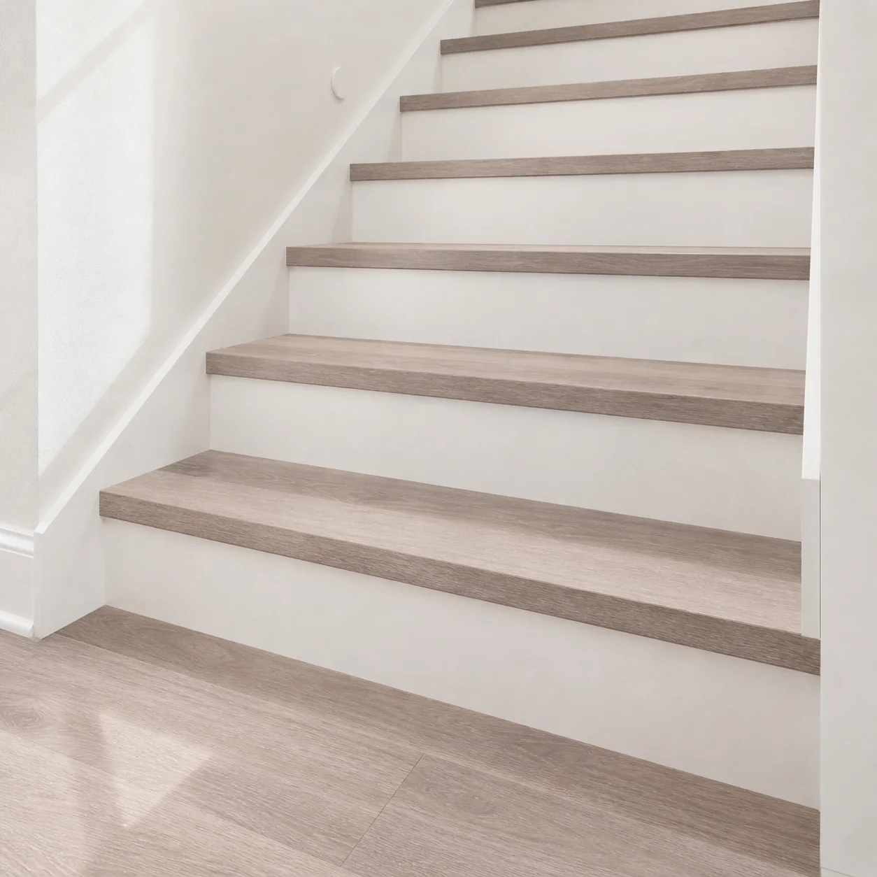 Pearl LVP flooring sample photo 9