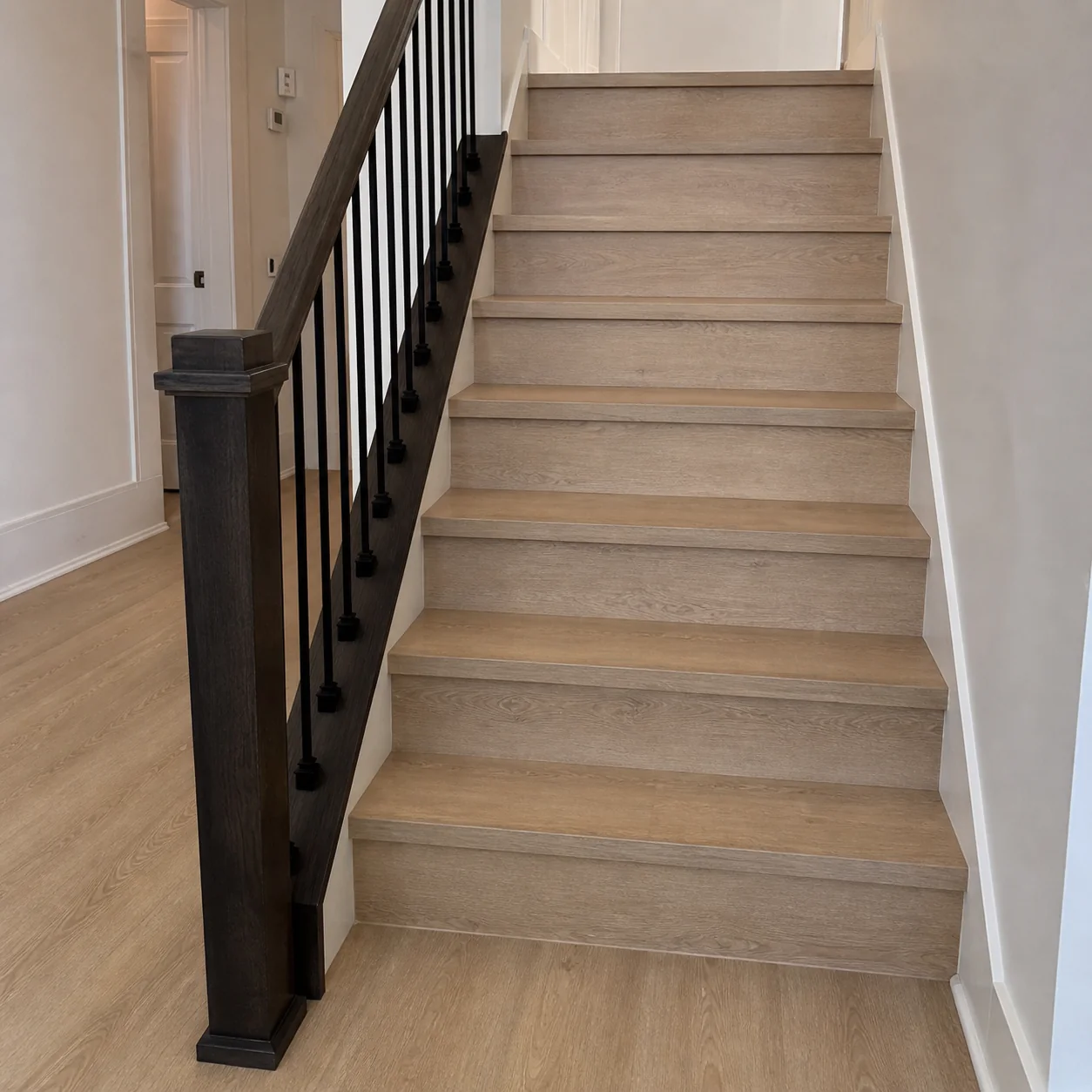 Toffee Oak LVP flooring sample photo 4
